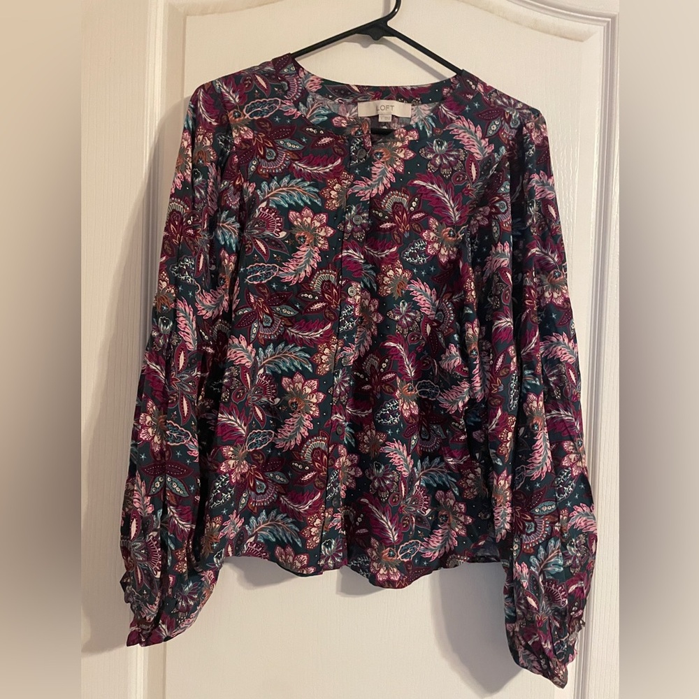 NWT Loft Paisley‎ Floral Long Sleeve Button Up Blouse Small Career Preppy